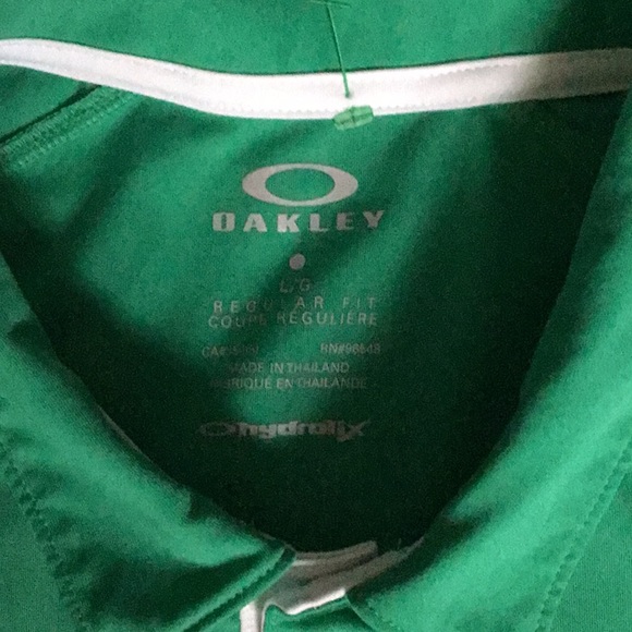 OAKLEY GOLF SHIRT . - Picture 3 of 5